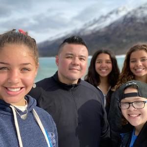 Meet your Posher, Robert